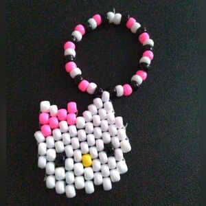 Cute Beaded Bracelet with Pink and White Accents